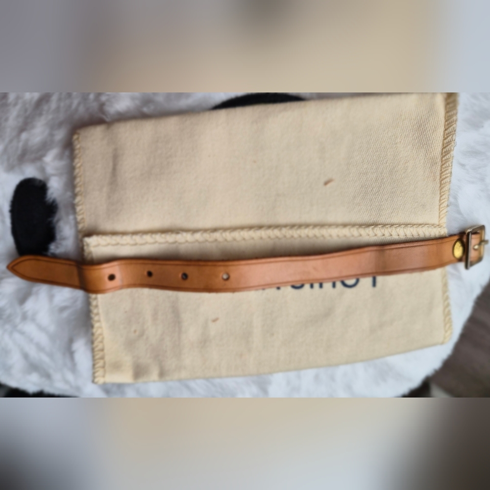 Authentic Louis Vuitton luggage tag and Bracelet set with small dust bag. - Picture 9 of 15